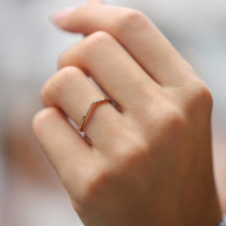 0.07 Karat Özel Tasarım Line Pırlanta Yüzük - 