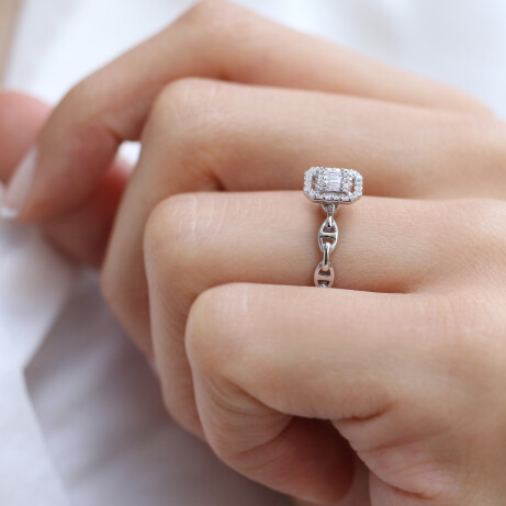 0.20 Karat Özel Tasarım Pırlanta Baget Yüzük - 2