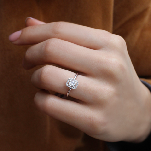 0.20 Karat Pırlanta Baget Yüzük - 2