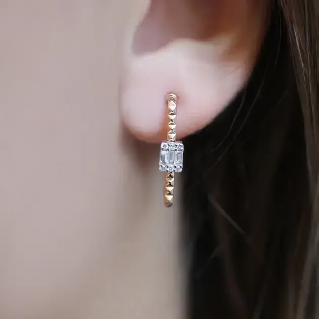 0.25 Karat Tasarım Pırlanta Baget Küpe - 2