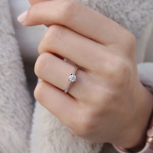 0.30 Karat Pırlanta Tektaş Yüzük - 1