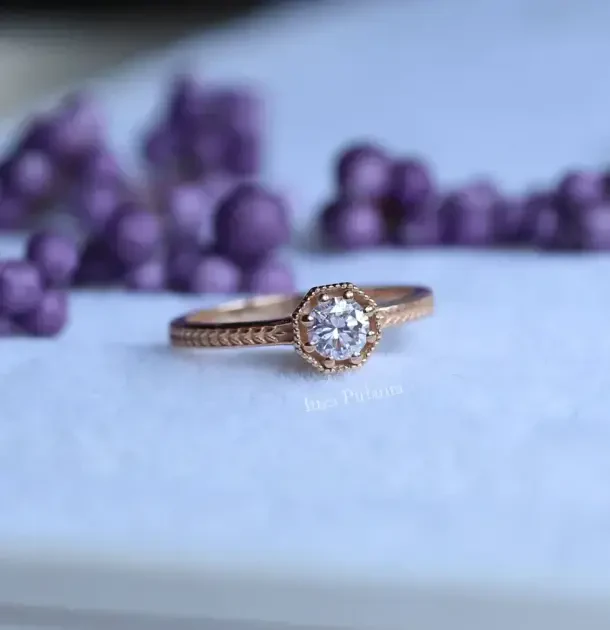 0.30 Karat Sekizgen Başak Pırlanta Yüzük - 1