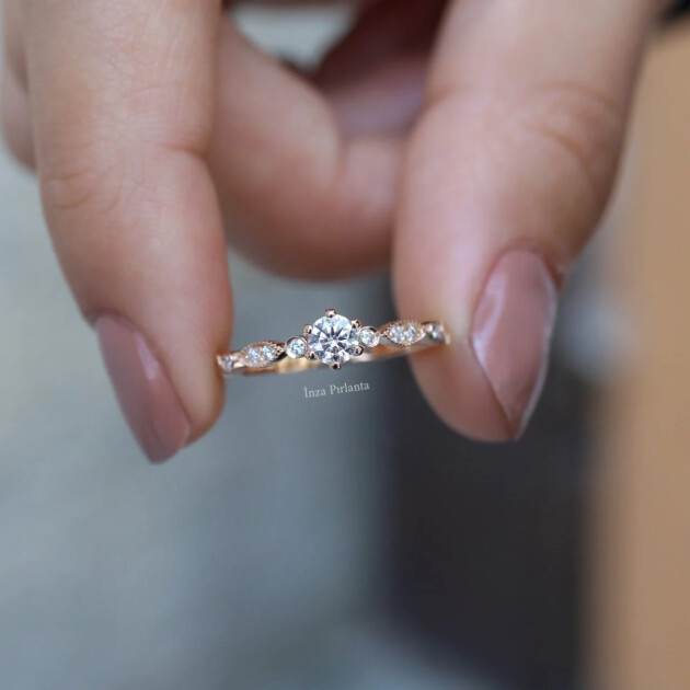 0.37 CT Vintage Tasarım Pırlanta Tektaş Yüzük - 