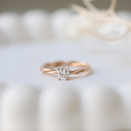 0.40 Karat Özel Tasarım Pırlanta Burgu Yüzük - 