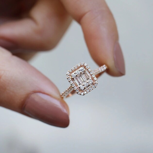 0.40 Karat Pırlanta Baget Yüzük - 1