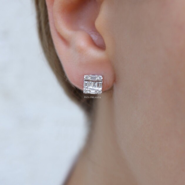 0.40 Karat Pırlanta Kare Baget Küpe - 1