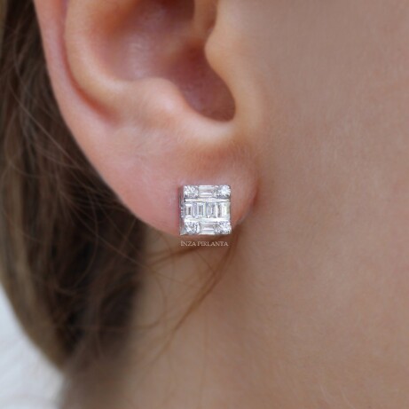 0.40 Karat Pırlanta Kare Baget Küpe - 2