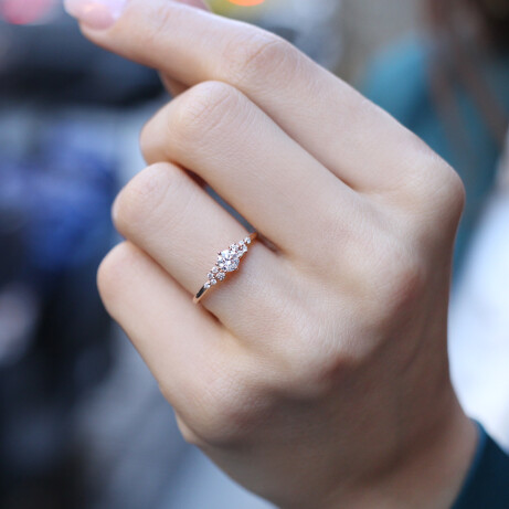 0.40 Karat Vintage Özel Tasarım Asimetri Pırlanta Tektaş Yüzük - 