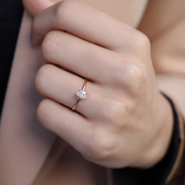 0.40 Karat Pırlanta Oval Tektaş Yüzük - 1