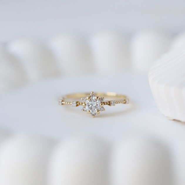 0.42 CT Vintage Özel Tasarım Kar Tanesi Pırlanta Yüzük - 1