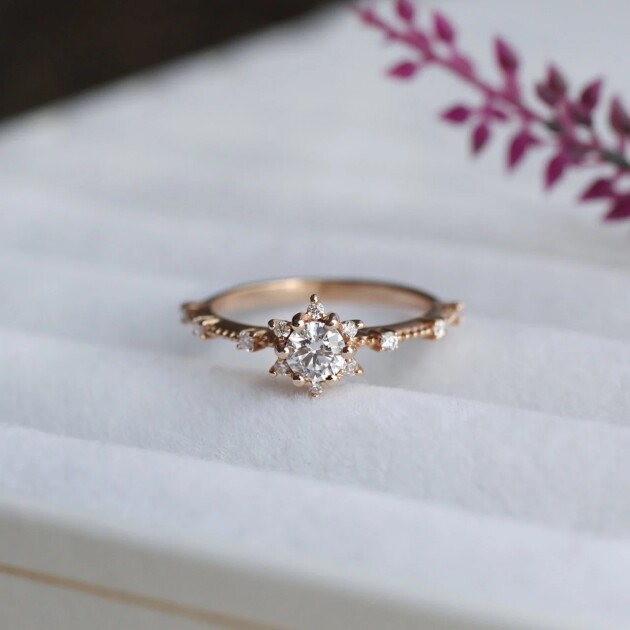 0.42 Karat D VVS2 HRD Sertifikalı Vintage Tasarım Kar Tanesi Pırlanta Yüzük - 4