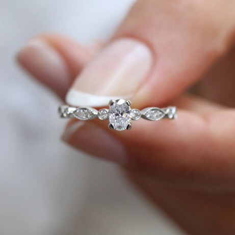 0.42 Karat Vintage Özel Tasarım Oval Pırlanta Tektaş Yüzük - 