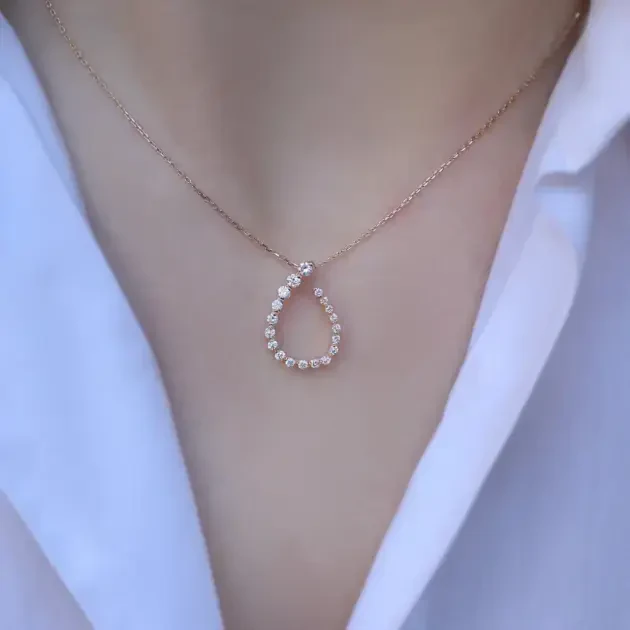 0.45 Karat Pırlantalı Damla Kolye - 
