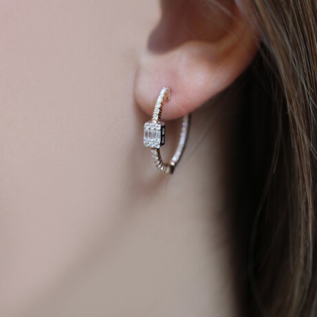 0.45 Karat Tasarım Pırlanta Baget Küpe - 2