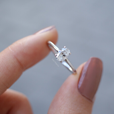 0.50 Karat D VS2 GIA Sertifikalı Oval Pırlanta Tektaş Yüzük - 