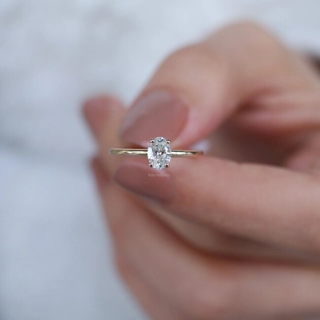 0.50 Karat D VVS2 GIA Sertifikalı Oval Pırlanta Yüzük - 1