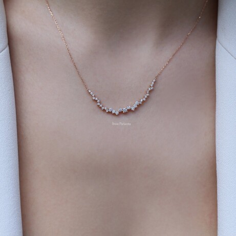 0.50 Karat Özel Tasarım Asimetri Pırlanta Kolye - 