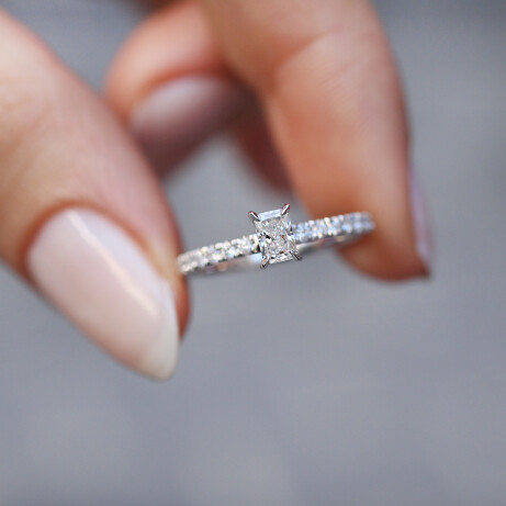 0.50 Karat Özel Tasarım Radiant Pırlanta Tektaş Yüzük - 