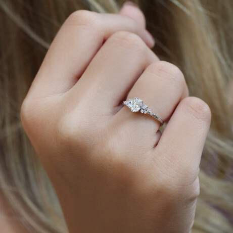 0.50 Karat Vintage Özel Tasarım Oval Asimetri Pırlanta Yüzük - 3