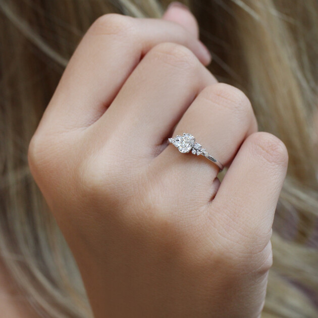 0.50 Karat Vintage Özel Tasarım Oval Asimetri Pırlanta Yüzük - 3