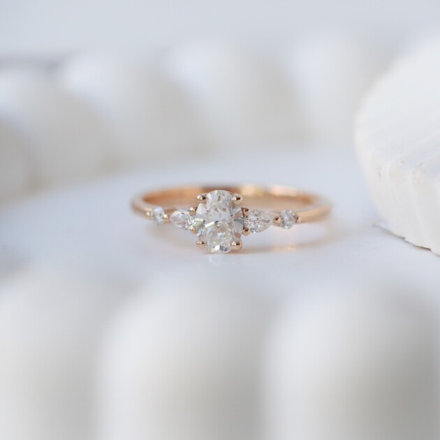 0.55 Karat F SI2 GIA Sertifikalı Vintage Lucia Pırlanta Yüzük - 1