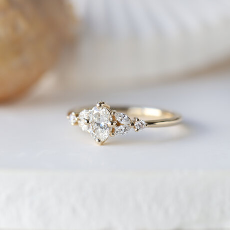 0.55 Karat H SI2 HRD Sertifikalı Pera Vintage Tasarım Pırlanta Yüzük - (1)