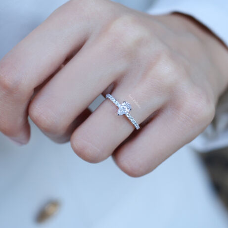 0.60 Karat D SI2 GIA Sertifikalı Damla Pırlanta Tektaş Yüzük - 2