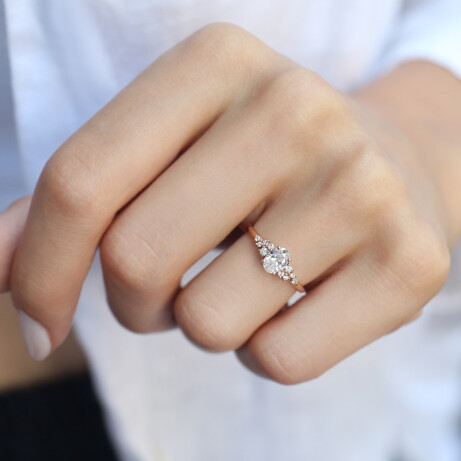 0.60 Karat H SI2 HRD Sertifikalı Oval Asimetri Pırlanta Yüzük - 2