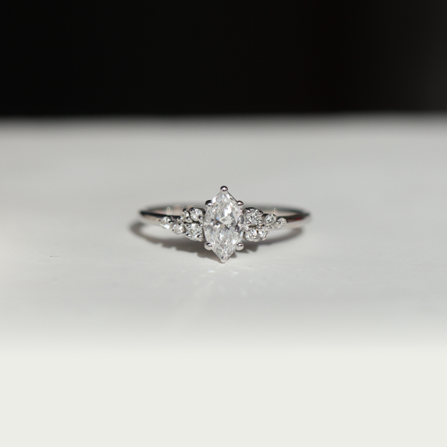 0.60 Karat Vintage Özel Tasarım Asimetri Markiz Pırlanta Yüzük - 1