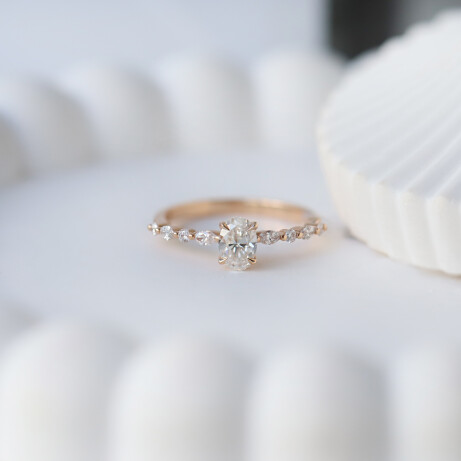 0.70 Karat G VS2 GIA Sertifikalı Vintage Elena Pırlanta Yüzük - 