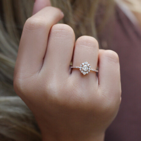  0.70 Karat Özel Tasarım Lina Pırlanta Yüzük - 1