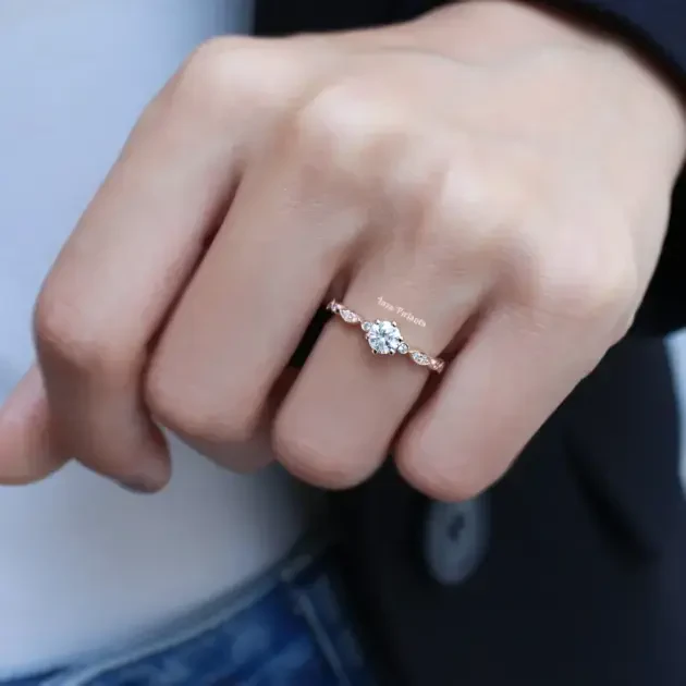 0.72 Karat Vintage Tasarım Pırlanta Tektaş Yüzük - 1