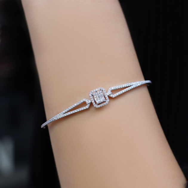 0.75 Karat Pırlanta Baget Kelepçe - 1