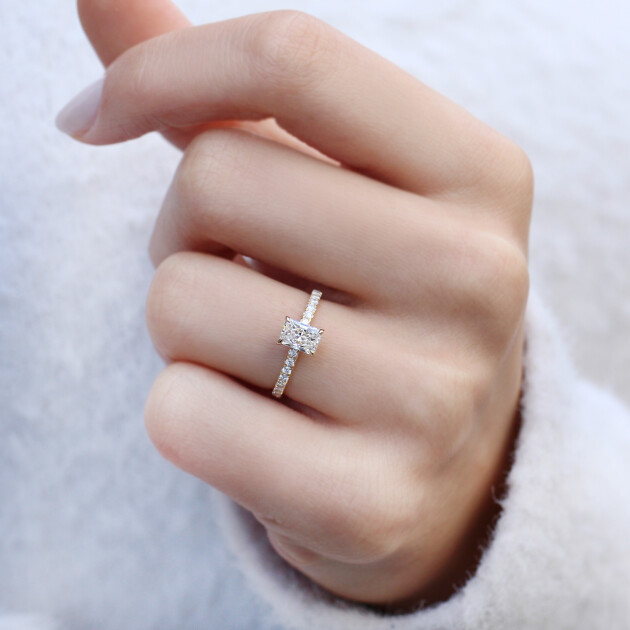 0.80 CT HRD Sertifikalı Özel Tasarım Radiant Pırlanta Tektaş Yüzük - 4