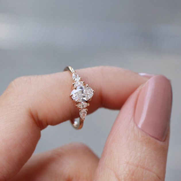 0.80 Karat E VS2 GIA Sertifikalı Vintage Diana Oval Pırlanta Yüzük - 2