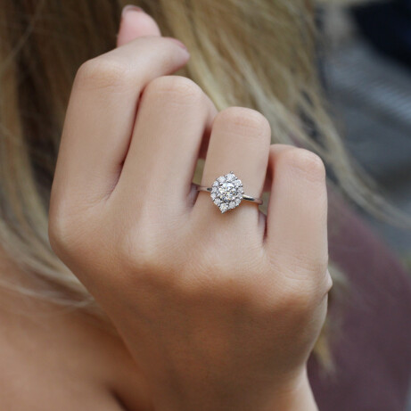 0.80 Karat Vintage Lina Tasarım Pırlanta Yüzük 