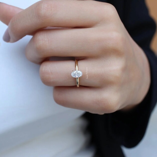 0.90 CT GIA Sertifikalı Oval Pırlanta Tektaş Yüzük - 1