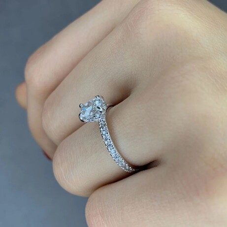 1.00 CT GIA Sertifikalı Oval Pırlanta Tektaş Yüzük - 3