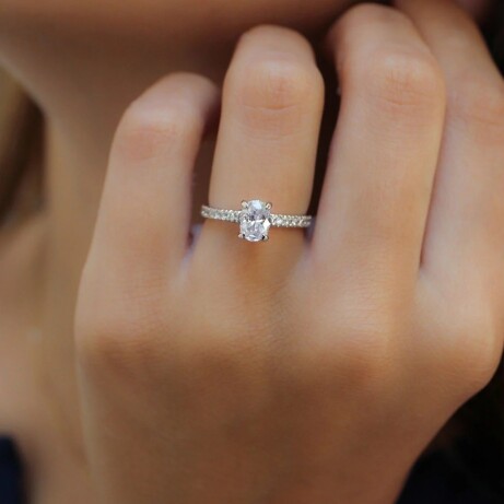 1.00 CT GIA Sertifikalı Oval Pırlanta Tektaş Yüzük - 1