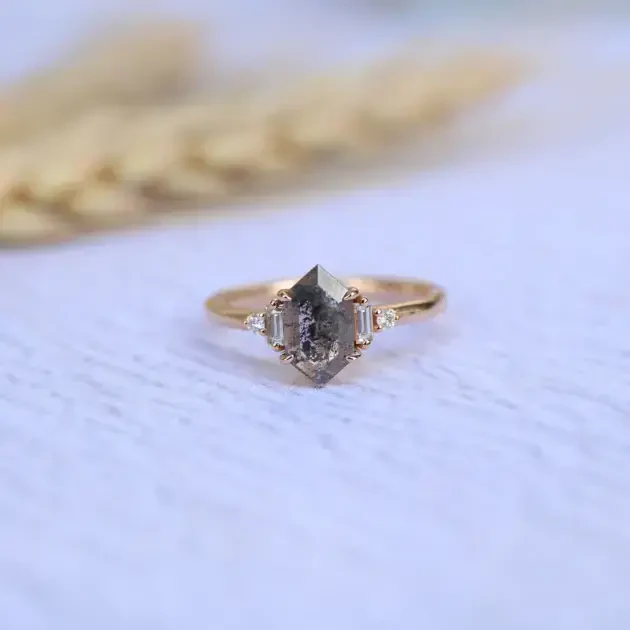 Vintage Ham Elmas Tasarım Pırlanta Yüzük - 