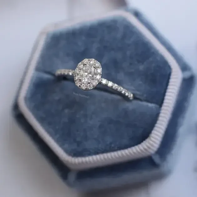 0.45 CT Özel Tasarım Oval Pırlanta Tektaş Yüzük - 