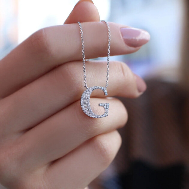 0.40 CT Özel Tasarım Pırlanta Harf Kolye - 