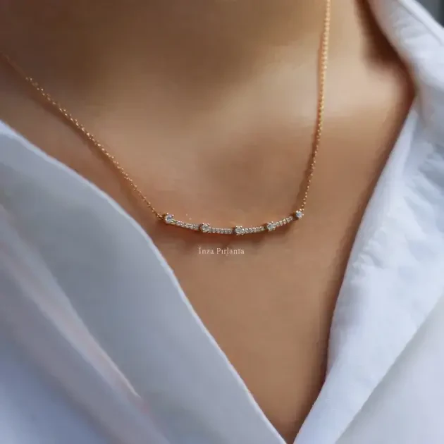 0.25 CT Özel Tasarım Pırlanta Kolye - 