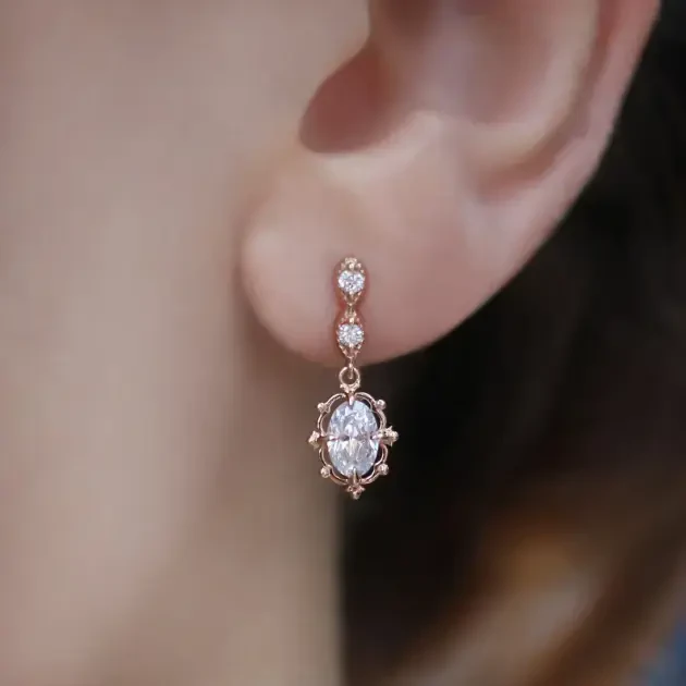 Vintage Aria Pırlanta & Beyaz Topaz Küpe - 