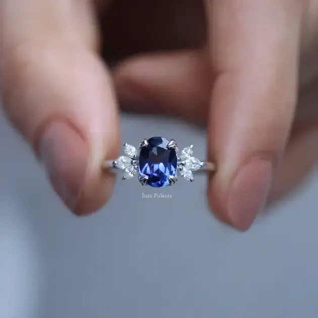 Vintage Lotus Blue Topaz & Pırlanta Yüzük - 