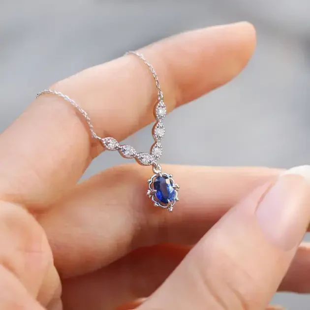 Vintage Özel Tasarım Aria Pırlanta & Safir Kolye - 